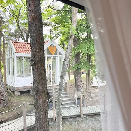 Lavender Apartment *